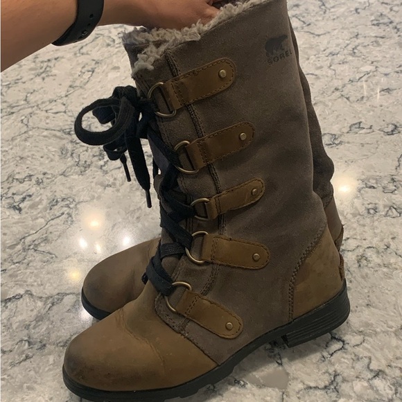 FINAL OFFER-SOREL Emelie Lace Up Winter Boots size 7 - Picture 5 of 14